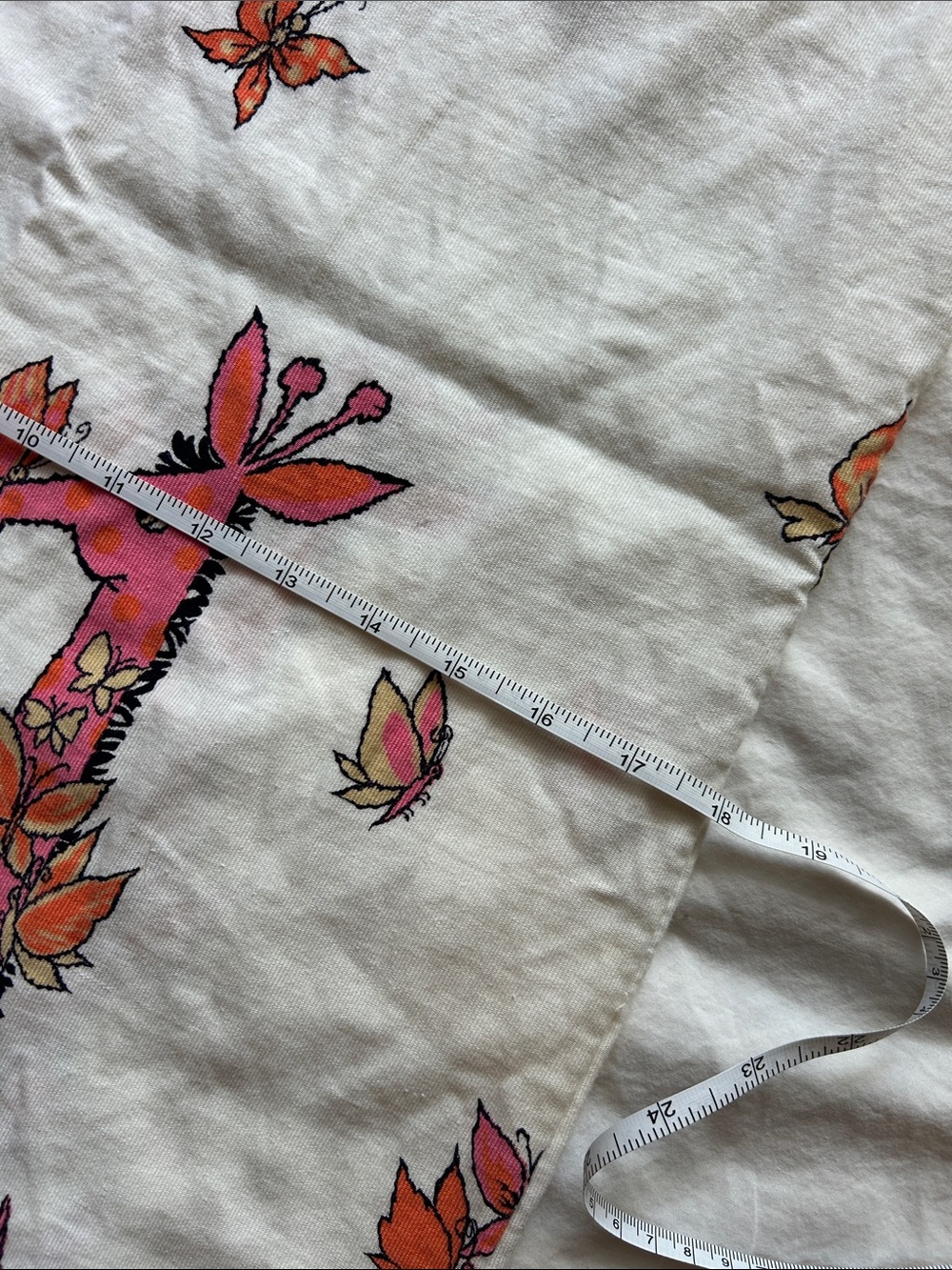 Vintage Cotton House Dress with Cute Pink Giraffes! - Picture 6 of 6